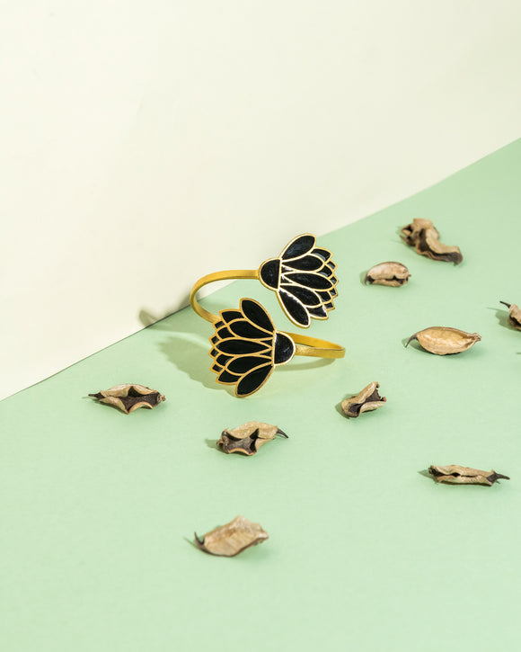 Handmade adjustable cuff bracelet from DBU. Black color Lotus flower pattern