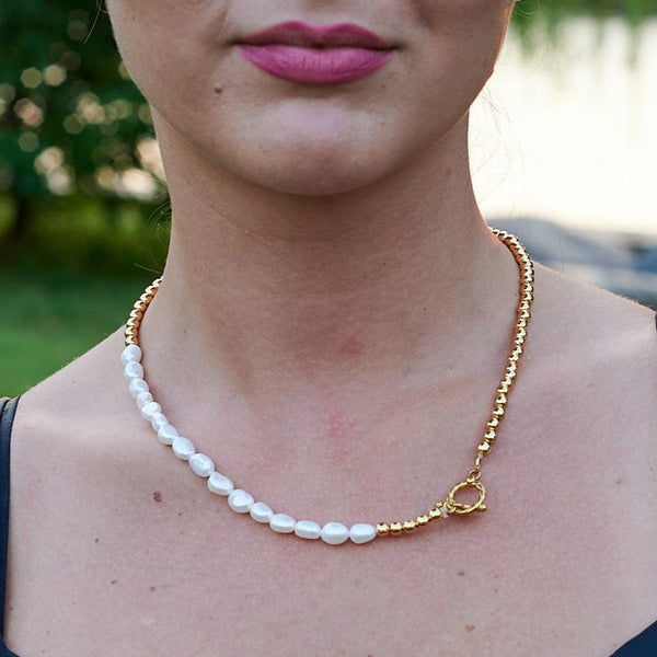Versatile Pearl Necklace - Can be worn as a bracelet